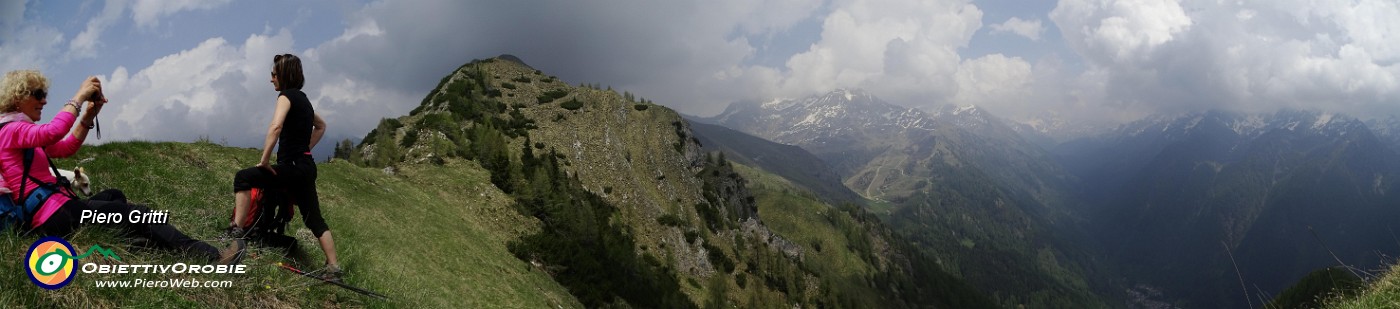 56 Panoramica con una spera di sole.jpg